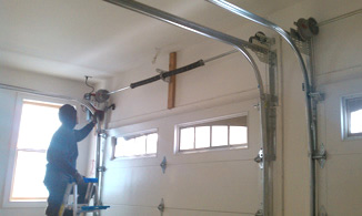 We fix garage doors in Staten Island